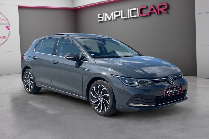 VOLKSWAGEN GOLF VIII
