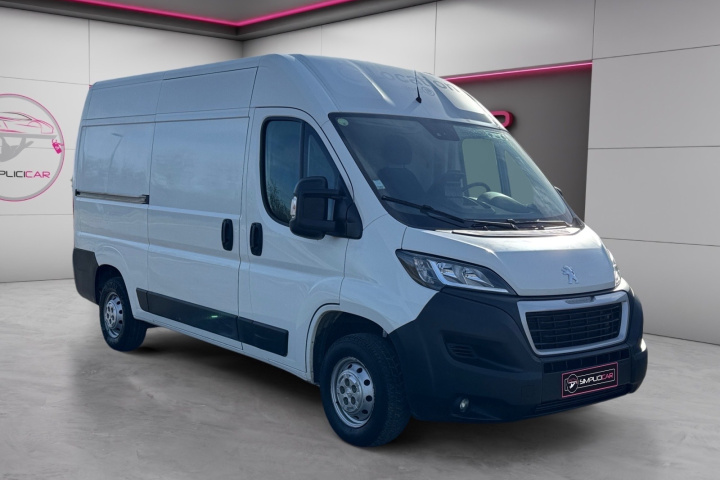 PEUGEOT BOXER FOURGON