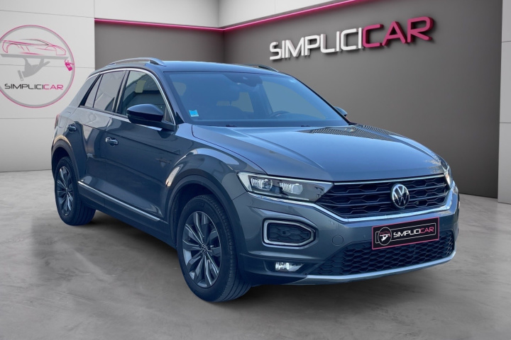 VOLKSWAGEN T-ROC