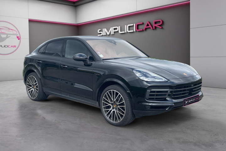 PORSCHE CAYENNE COUPE